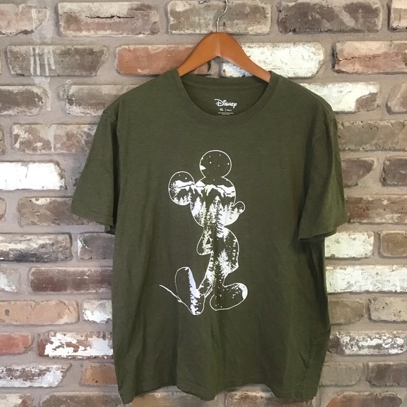 DISNEY Men’s Olive Green MICKEY MOUSE Mountain Trees Adventure T-Shirt XL - Picture 1 of 4